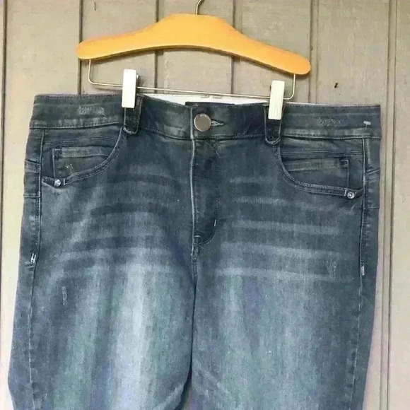 Democracy Denim Jean size 14 - Picture 2 of 5